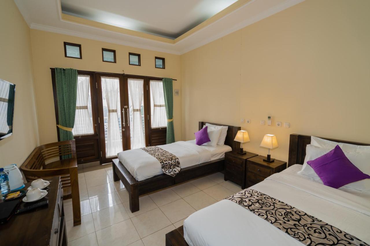 Mae Mae Beach House Batununggul Εξωτερικό φωτογραφία